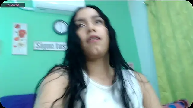 lucerodelamanana343 online show from April 18, 2026, 7:40 pm