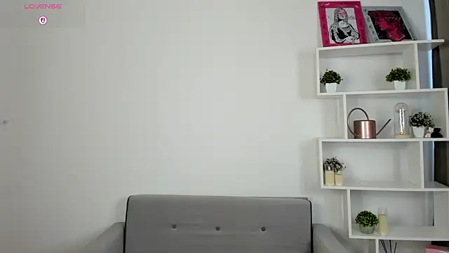 tracy aw online show from February 26, 2026, 6:01 am