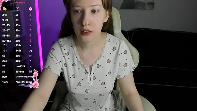 tracy aw online show from April 16, 2026, 8:26 am