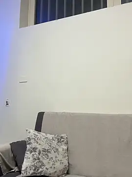 -LaTuaBionda-Giusy-00 online show from April 4, 2026, 11:13 pm