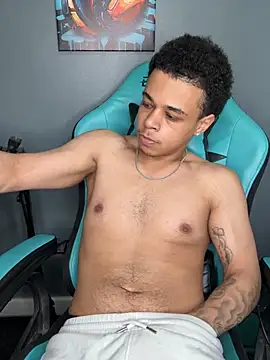 l-laross online show from April 4, 2026, 4:48 pm