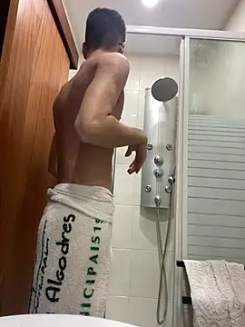 xxlgaycentro online show from January 16, 2026, 6:01 pm