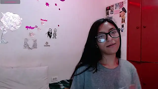 couple  party  online show from January 14, 2026, 9:31 pm