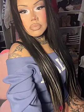 Snapshot of BaByDollxChloe chatting on February 23, 2026, 8:17 pm BaByDollxChloe online show from February 23, 2026, 8:17 pm