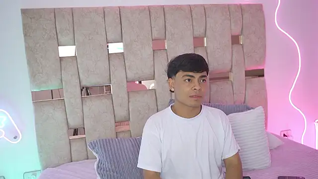 LiamJaxon online show from January 14, 2026, 3:34 am