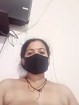 Snapshot of sexyqueen558 chatting on June 15, 2026, 5:15 pm sexyqueen558 online show from June 15, 2026, 5:15 pm