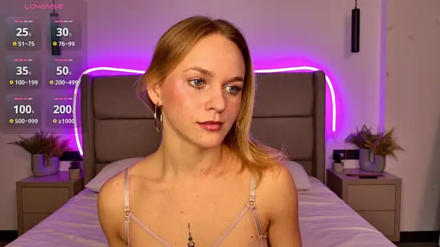 Snapshot of Ellis_Blossom chatting on February 12, 2026, 8:31 am Ellis Blossom online show from February 12, 2026, 8:31 am