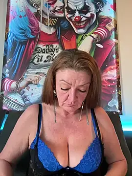 gabi-milf online show from February 12, 2026, 8:09 am