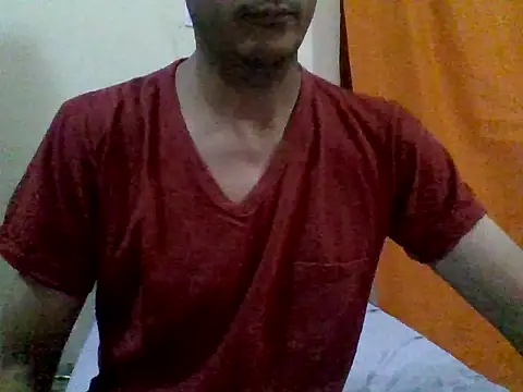 CalmDesire online show from January 14, 2026, 2:39 am