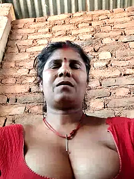 Hot di97 online show from April 6, 2026, 3:15 am