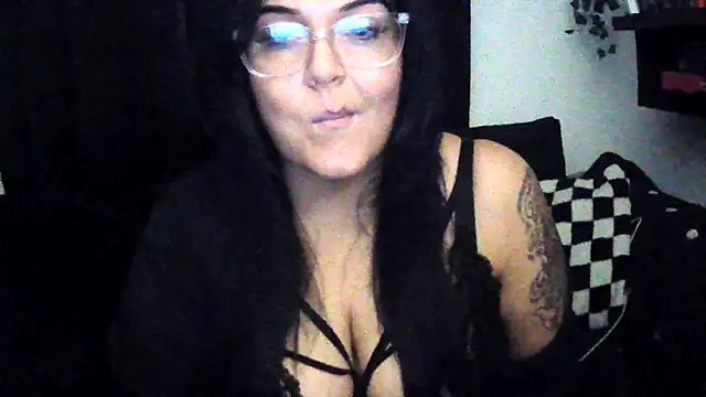 Miss CurvesXXX online show from February 12, 2026, 5:08 pm