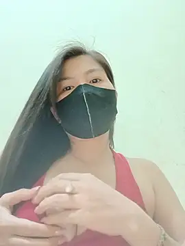 Lyly-68688 online show from May 28, 2026, 2:36 pm