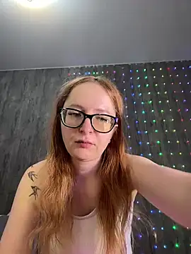 coy girl  online show from February 11, 2026, 11:48 am