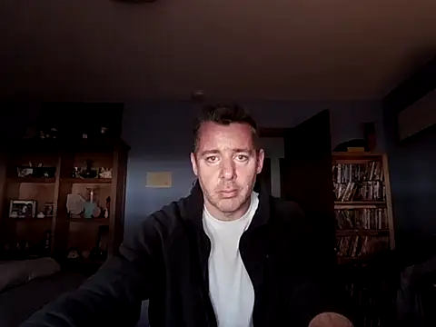 Snapshot of chrisw8140 chatting on February 8, 2026, 8:45 pm chrisw8140 online show from February 8, 2026, 8:45 pm