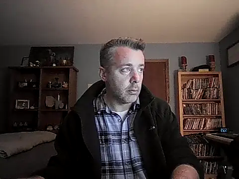 Snapshot of chrisw8140 chatting on February 12, 2026, 2:28 am chrisw8140 online show from February 12, 2026, 2:28 am