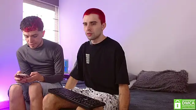 Snapshot of Noyrx chatting on February 12, 2026, 9:32 pm Noyrx online show from February 12, 2026, 9:32 pm