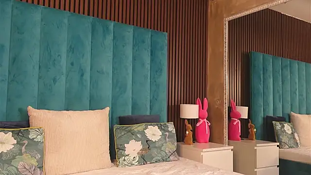 AnyaHappiness online show from April 20, 2026, 5:32 am