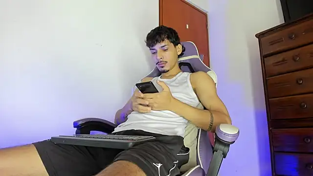 Yankees xxx online show from April 26, 2026, 1:42 pm