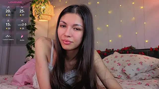 NeliaBermea online show from February 17, 2026, 9:10 pm