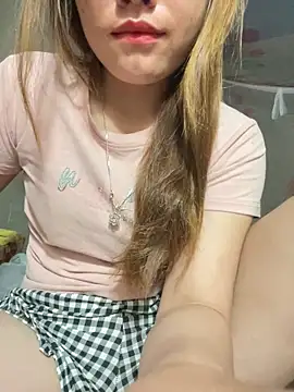 Snapshot of natra0033 chatting on June 28, 2026, 11:33 pm natra0033 online show from June 28, 2026, 11:33 pm