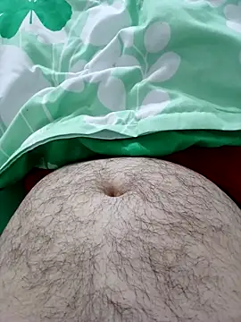 Snapshot of madalin80 chatting on February 2, 2026, 5:50 am madalin80 online show from February 2, 2026, 5:50 am