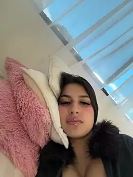 Snapshot of Mia_arabs chatting on April 24, 2026, 4:31 pm Mia arabs online show from April 24, 2026, 4:31 pm