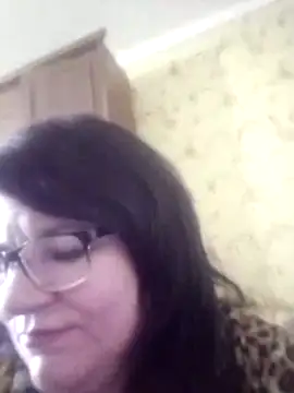 NysiOlsen online show from April 5, 2026, 10:01 am