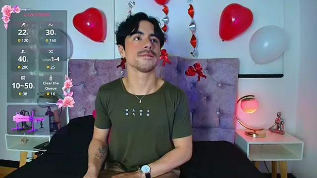 Snapshot of Ethan_Briggs_ chatting on February 16, 2026, 3:46 am Ethan Briggs online show from February 16, 2026, 3:46 am