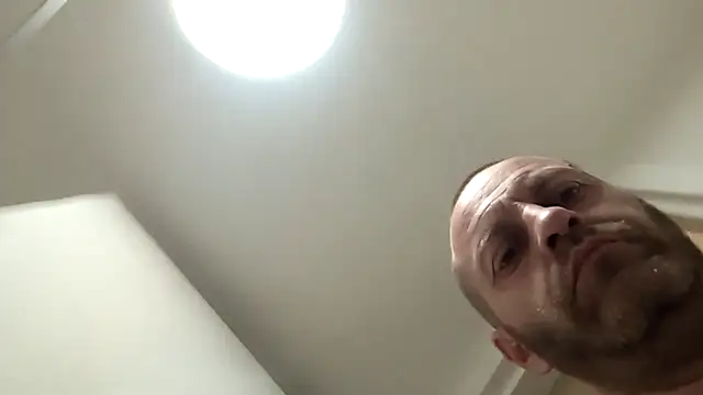 sterng6969 online show from February 5, 2026, 4:50 am