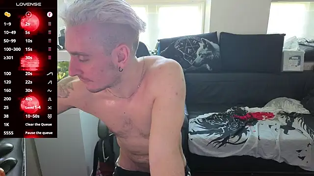 Rayzel White online show from April 26, 2026, 2:26 pm