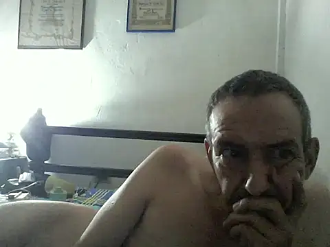 Snapshot of guevo14cm3 chatting on May 29, 2026, 6:00 am guevo14cm3 online show from May 29, 2026, 6:00 am