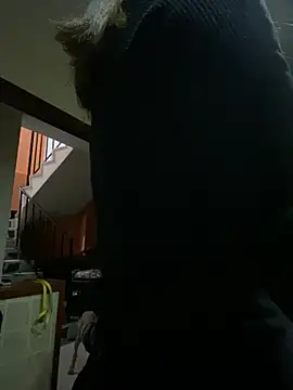 ivy-777 online show from April 11, 2026, 2:05 am