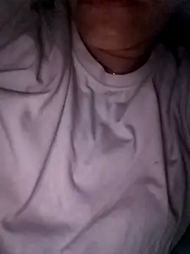 Snapshot of Karanfilim chatting on February 10, 2026, 12:26 am Karanfilim online show from February 10, 2026, 12:26 am