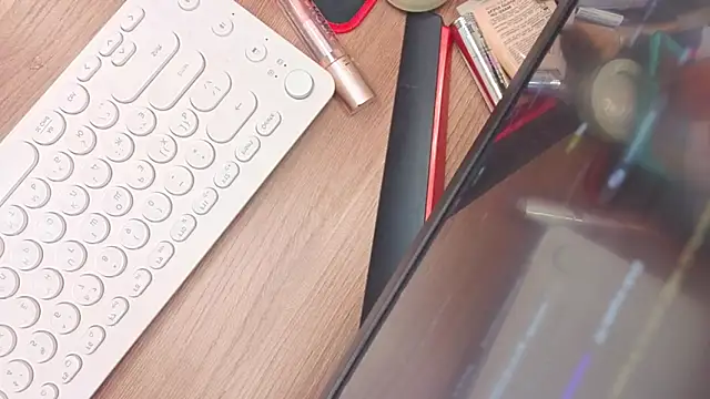 Sweet M1la online show from February 5, 2026, 11:15 am