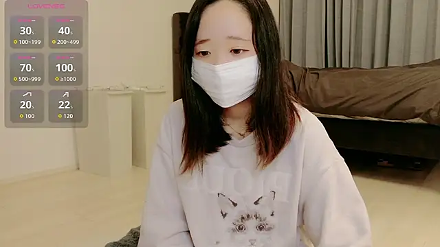 Rina chan 0x online show from April 14, 2026, 1:17 pm