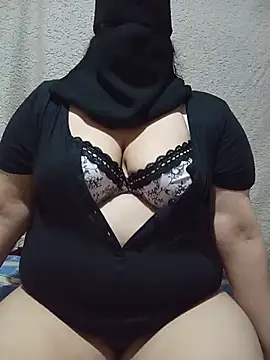 Snapshot of Jamilabarbier1 chatting on July 18, 2026, 6:12 pm Jamilabarbier1 online show from July 18, 2026, 6:12 pm