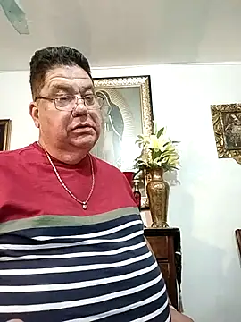 Zordomudo13 online show from February 8, 2026, 2:26 am