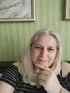 NyushaLollipop online show from May 15, 2026, 10:33 am