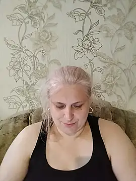 NyushaLollipop online show from July 9, 2026, 4:33 pm