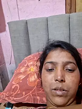 riyadas554321 online show from February 19, 2026, 6:20 am