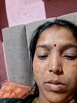 riyadas554321 online show from February 26, 2026, 1:32 pm