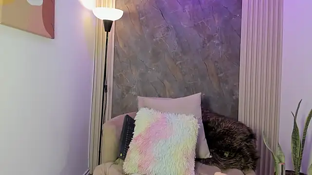 ivanna lima online show from February 20, 2026, 11:43 am