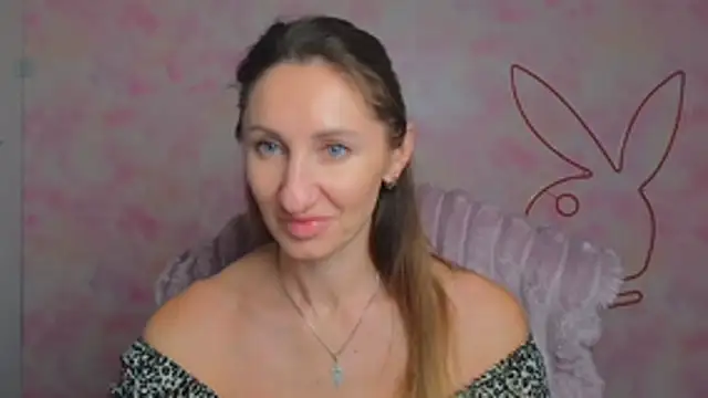 Snapshot of Diana_Sweeet_ chatting on February 13, 2026, 12:34 pm Diana Sweeet online show from February 13, 2026, 12:34 pm