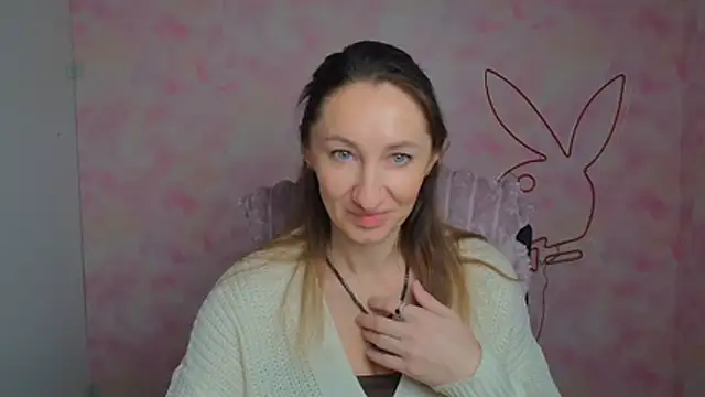 Snapshot of Diana_Sweeet_ chatting on February 22, 2026, 6:35 am Diana Sweeet online show from February 22, 2026, 6:35 am