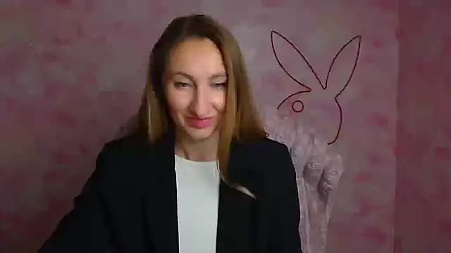 Diana Sweeet  online show from April 22, 2026, 5:32 am
