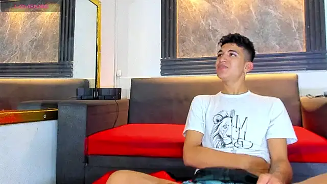 ALEX KEITH26 online show from March 28, 2026, 8:19 pm