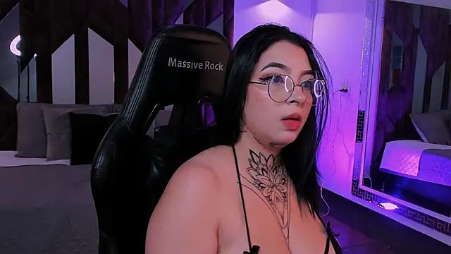 Mila laurent1 online show from February 23, 2026, 11:02 pm