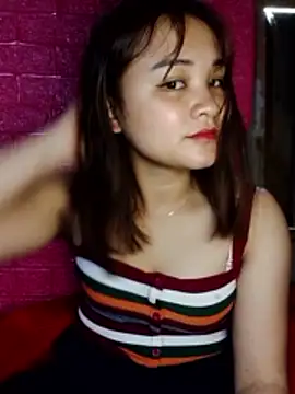 Lisakeem online show from March 5, 2026, 5:36 am