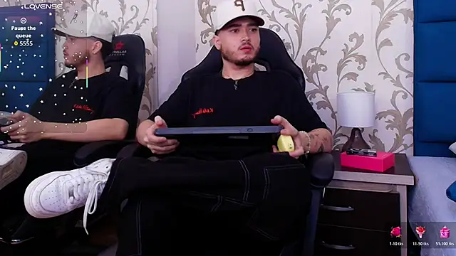 Snapshot of Salvattore_Muller chatting on February 14, 2026, 4:09 am Salvattore Muller online show from February 14, 2026, 4:09 am