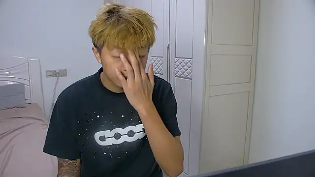 Chocolates-001 online show from March 20, 2026, 10:09 am